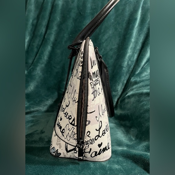 **🛍️⭐️SALE ALDO graffiti shoulder bag** - Picture 6 of 6